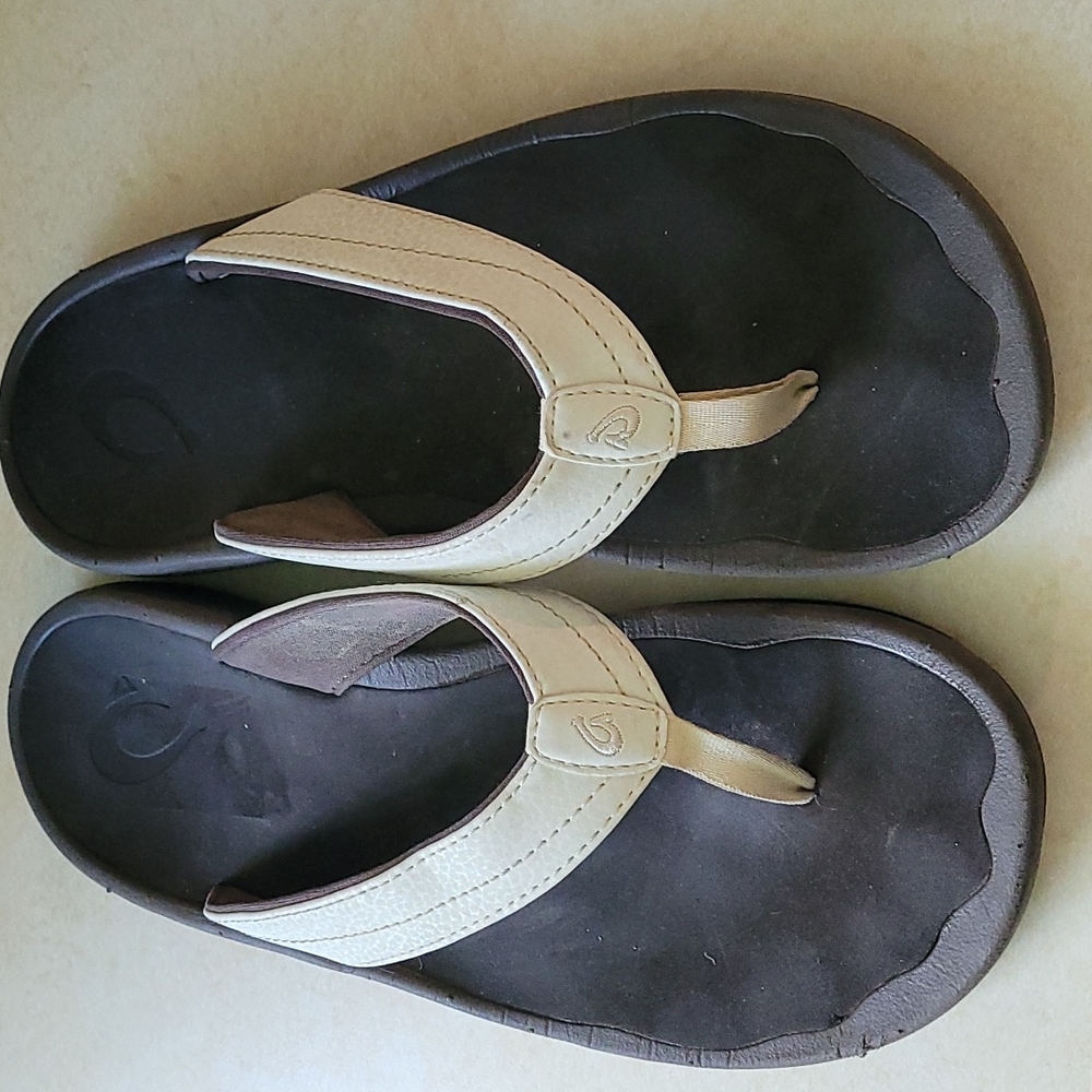 OluKai Ohana Flip Flops